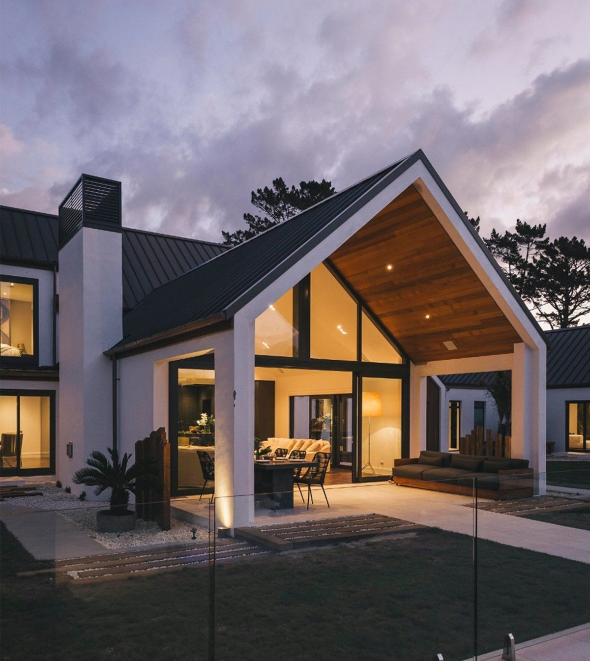 Luxury aluminum windows and doors